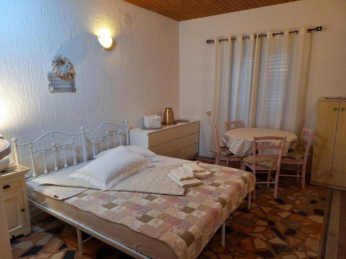 Studio Apartman Podgora Buitenkant foto